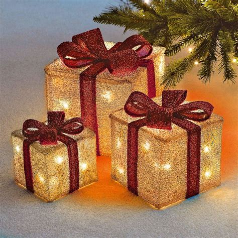 Set Of 3 Led Light Up Festive Xmas Christmas T Parcel Box Set