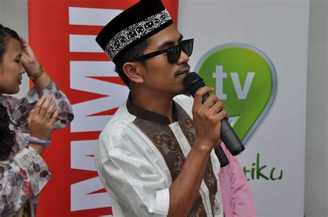 Bapa bell merupakan penyiar terkenal. MeNarA KehiDupaN: Kambing Golek Bersama Artis Fiza Elite ...