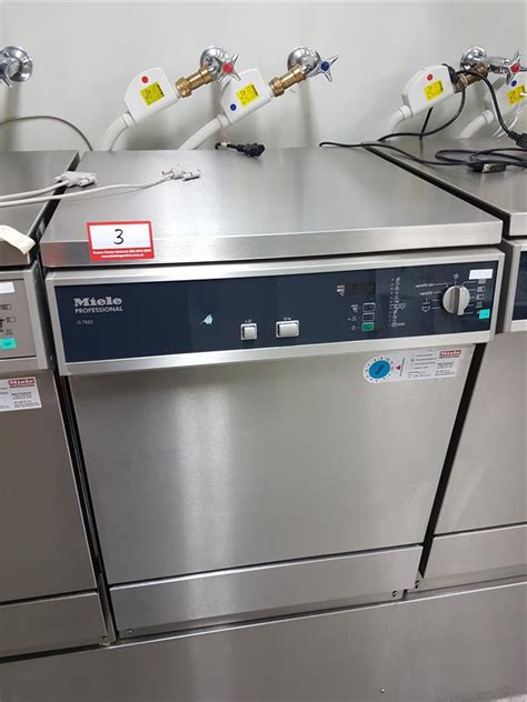 Miele Professional Stainless Steel G7862 Commercial Washerdisinfector