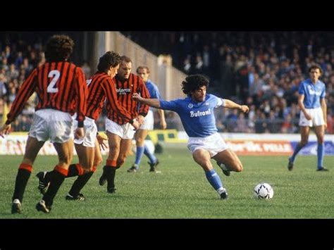 Old days football @olddaysfootball 16 мар 2017. Diego Maradona Magical Moments In Napoli ||HD ...