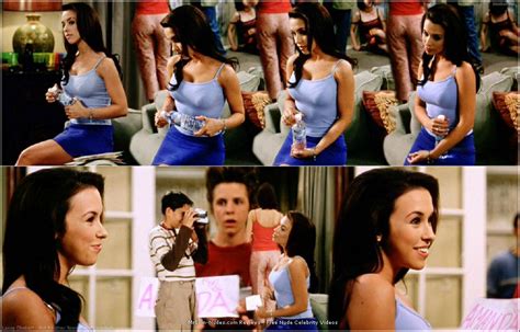 Celebrity Actress Lacey Chabert Naked On The Bath Movie Scenes Mr