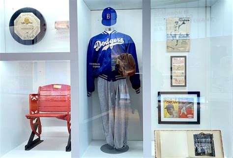 Guide To Visiting The Jackie Robinson Museum In Hudson Square