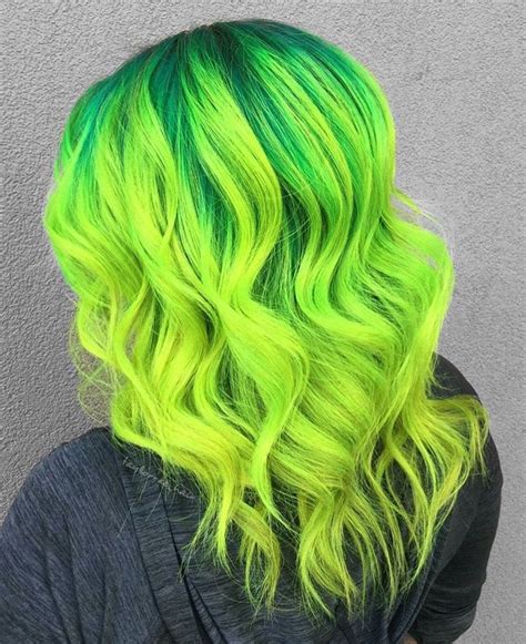 Pin By Diamondroseev 👸🏻💕 On Green Hair Green Hair Green Hair Colors Neon Hair