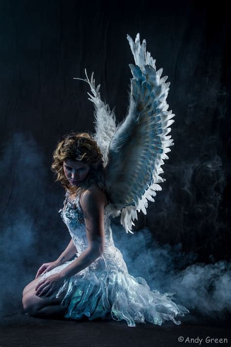 Pin By Myriam On White And Dark Angels Angel Painting Fairy Angel