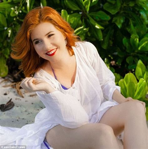 Russian Agent Anna Chapman Poses In Swimwear In Thailand Daily Mail