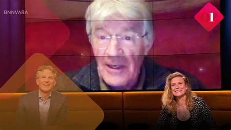 Kees van kooten voelt meteen een haiku komen. Haiku-meester Kees van Kooten draagt eigen 'Haikoots' voor ...