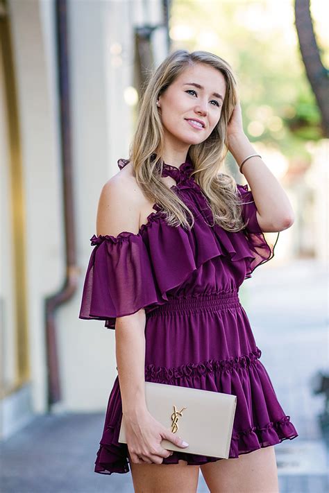 While winter weddings (when they used to be a thing) are all about jewel and dark tones, lace and velvet and long sleeves, for summer, you can throw the rule book out the window. fall wedding guest dresses | a lonestar state of southern