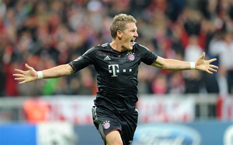 Download free schweinsteiger wallpapers for your desktop. Bastian-Schweinsteiger-Celebration-Wallpaper-HD ...