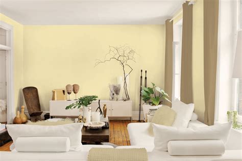 10 Light Yellow Living Room