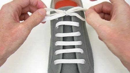 This is my way of straight lacing aka bar lacing vans with 4 holes. Straight-Bar-Lace-Vans | Shoe laces, Tie shoes, How to tie shoes