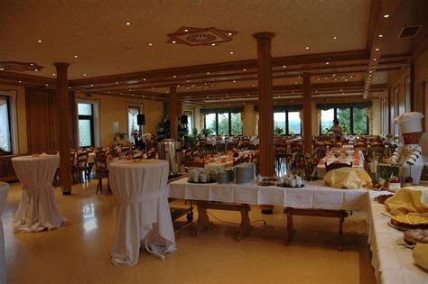 Haus hubertus in winterspelt serveert streekgerechten uit de eifel. Haus Hubertus Hotel - Restaurant - Winterspelt - Eifel