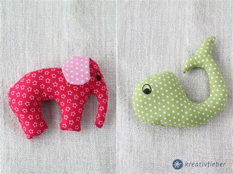Die bartenwale (mysticeti), die sich als filtrierer von plankton ernähren und zu denen die größten tiere der evolutionsgeschichte zählen. DIY Stofftiere nähen - mit oder ohne Rassel - kleine ...