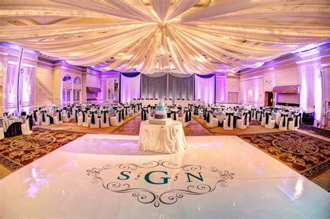 A floor plan is a drawing that shows the layout of a home or property from above. 2017 wedding trend: floor design | Equally Wed - LGBTQ ...