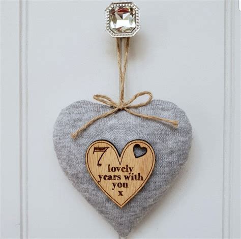 To someone who works out of an office all day, a desk set can be a great. A handmade wool padded heart with cotton fabric reverse ...