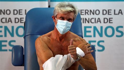Por su parte, en la cuenta oficial de twitter de la vacuna, se informó que laboratorios richmond lanzó la producción de la sptutnik en argentina, que es el primer país de. Argentina ya ha aplicado más de 200.000 dosis de la vacuna ...