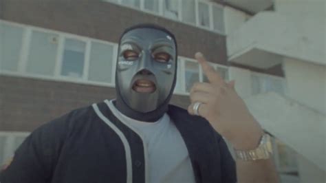 M Huncho Shows Off New Mask In Video For “the Worst” Hwing