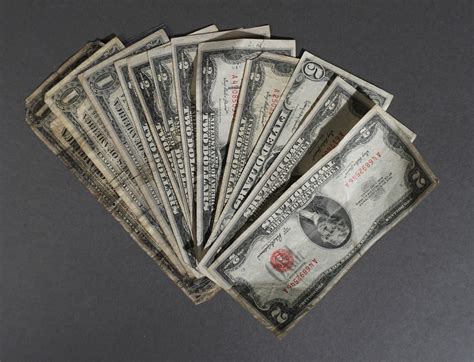 Lot - Collection of US Currency Including 1963 Red Seal 5 Dollar Bill