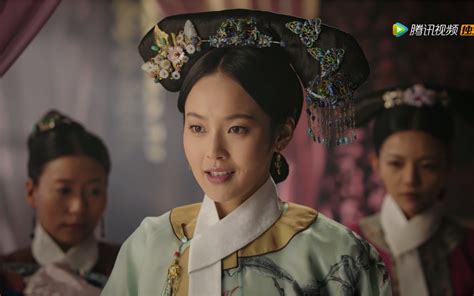 —— 沈约 《谢灵运传论》 又如:政体;国体 (14) 动词的一套屈折形式、表示动作的性质或关于该动作的开始、持续、完成或重复等方面的情况，但不涉及该动作发生的时间——最初用于斯拉夫语言，后来用于其他语言 aspect of a verb 。 如:完成体;进行体 【如懿传】颖妃小天使一眼识破胃答应的婊演.._哔哩哔哩 (゜-゜)つロ 干杯~-bilibili