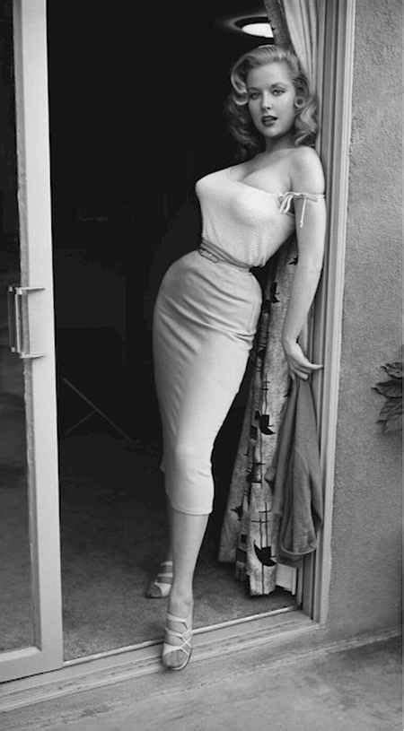 Best Betty Brosmer Images On Pinterest Betty Brosmer Pinup And