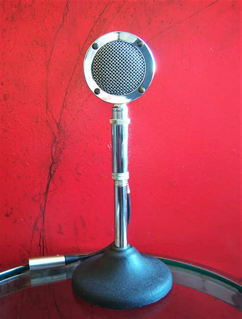 Vintage 1970s Astatic D 104 Crystal Lollipop Microphone Hi Reverb