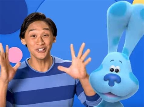 Steve told people, i had the great honor of being a part of the search for the new host, and i give josh two thumbs up! New Jersey Native Ready To Host 'Blues Clues' Reboot ...