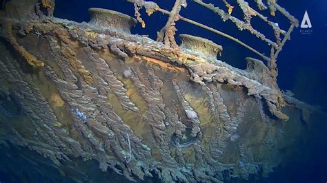 Triton Submarine Of Sebastian Documents Titanic Wreckage