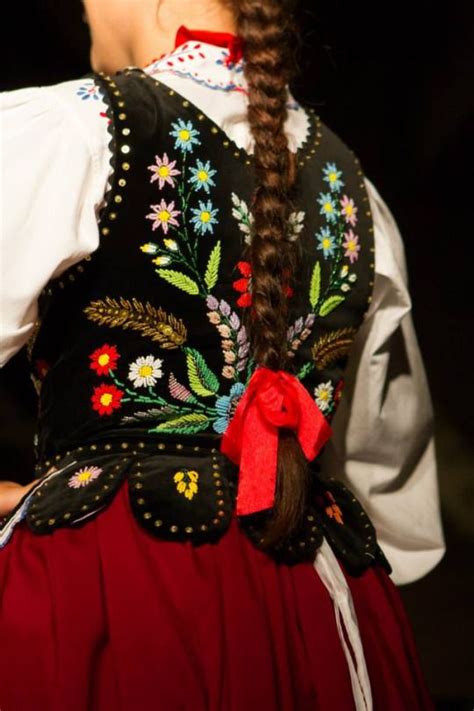 Regional Clothing From Rzeszów Poland Source Polish Folk Costumes