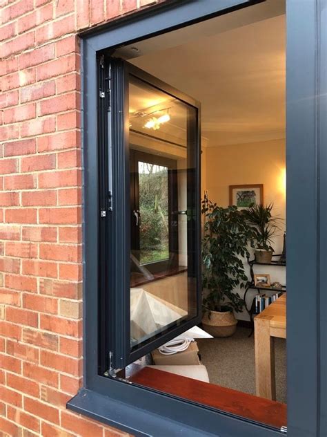 Tilt And Turn Windows In Gloucestershire And Herefordshire Truhouse