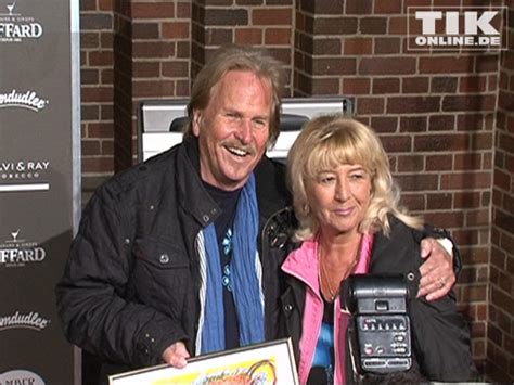 September 2020 war herbert köfer ins trihotel nach rostock gekommen. Frank Zander mit Ehefrau Evy auf Herbert Köfers ...