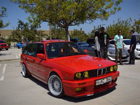 Get Yourself A Bmw E30 316i Touring For Just 18000 Autoevolution