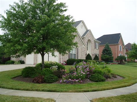 Where will you place the piano or the davenport? Corner lot landscape | Corner landscaping, Privacy ...