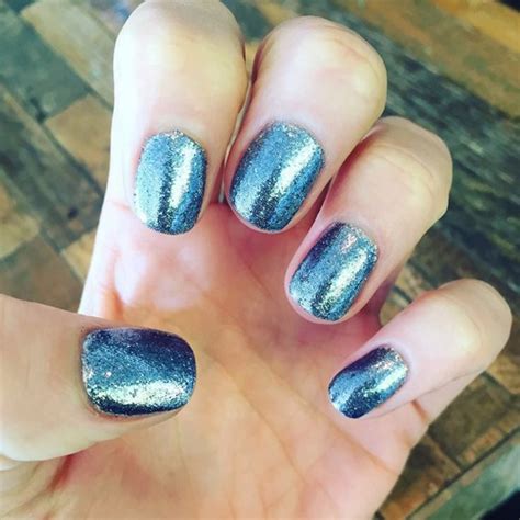 Jessie J Pewter Glitter Nails Steal Her Style