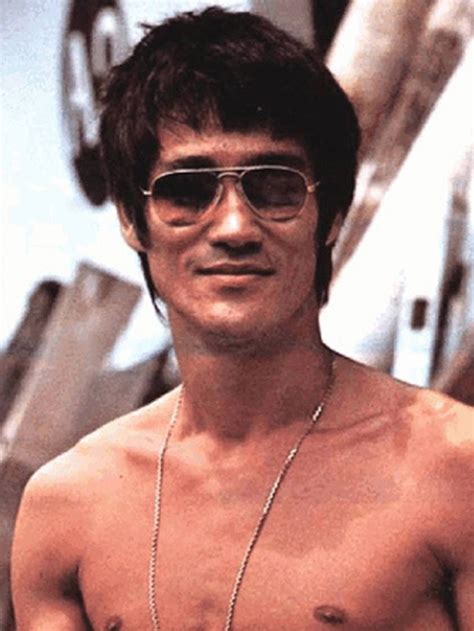 The brucelee community on reddit. Books read by Bruce Lee