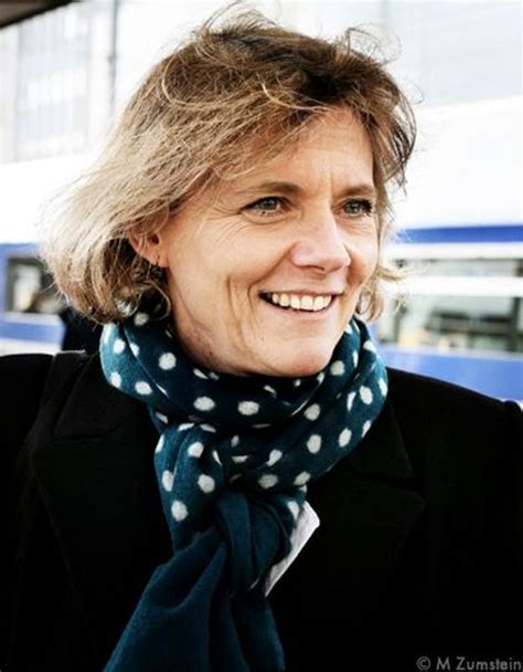Florence aubenas (born 6 february 1961) is a french journalist. Enquête Société Florence Aubenas : ses héros racontent - Elle