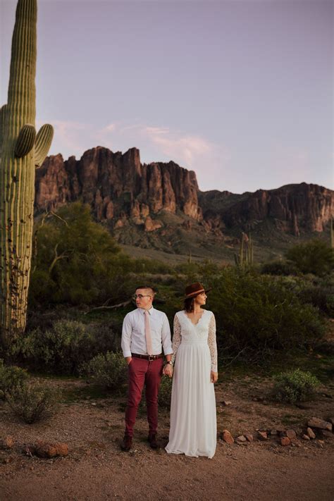 This indie-boho bridal shoot in the Arizona desert will have you ...