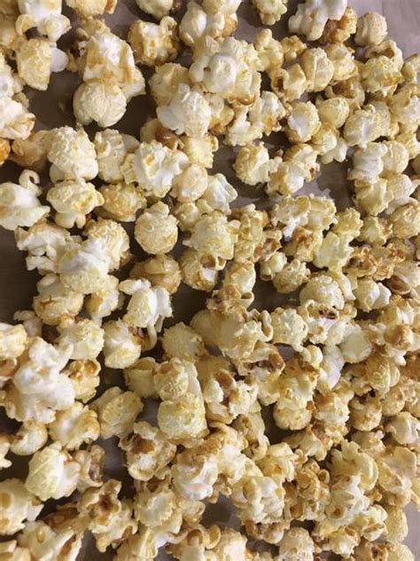 We are leading supplier of imported american mushroom popcorn kernels. POPCORN MUSHROOM KERNEL 200g 500G 1KG BERTIH JAGUNG ...
