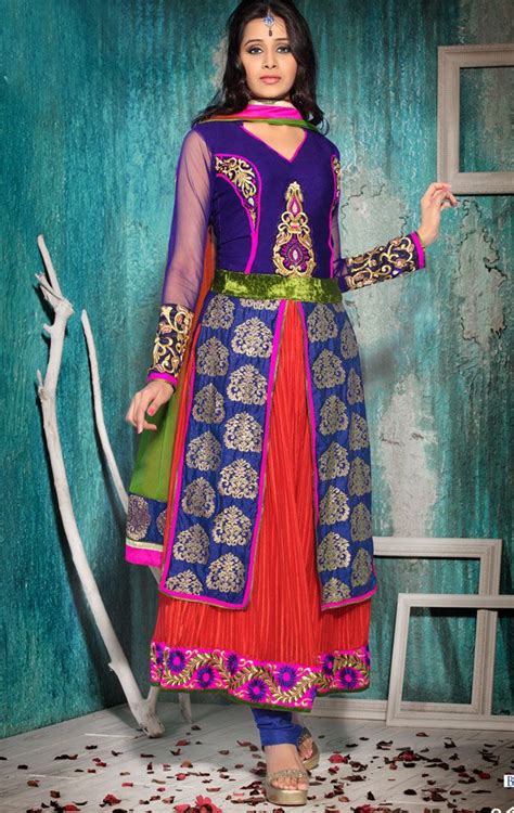 Traditional Punjabi Dress Land Of Five Rivers Punjab Is Not Only Famous For Its Delicious Food