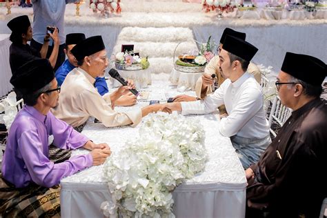Glamhall damansara 🏢 level 6 & 7, mercu mustapha kamal, damansara perdana. Mahirah + Syahir - Malay Wedding Reception by Sweetpictures