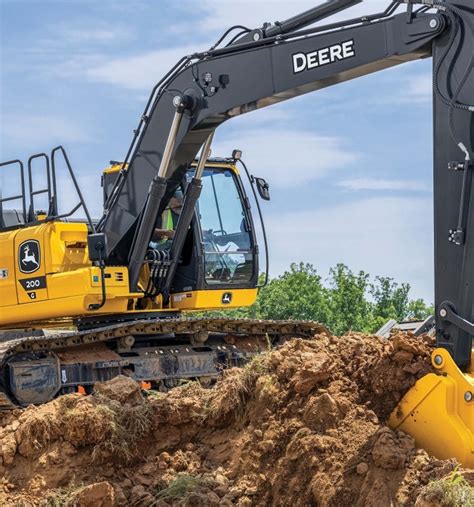 John Deere Debuts Next Phase Of Performance Tiering Excavators