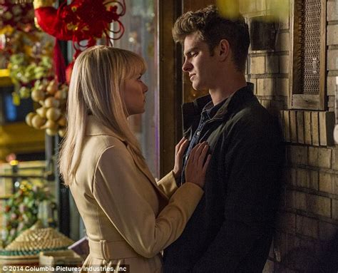 The Amazing Spider Man 2 World Exclusive Clip Gwen Stacy Is Left