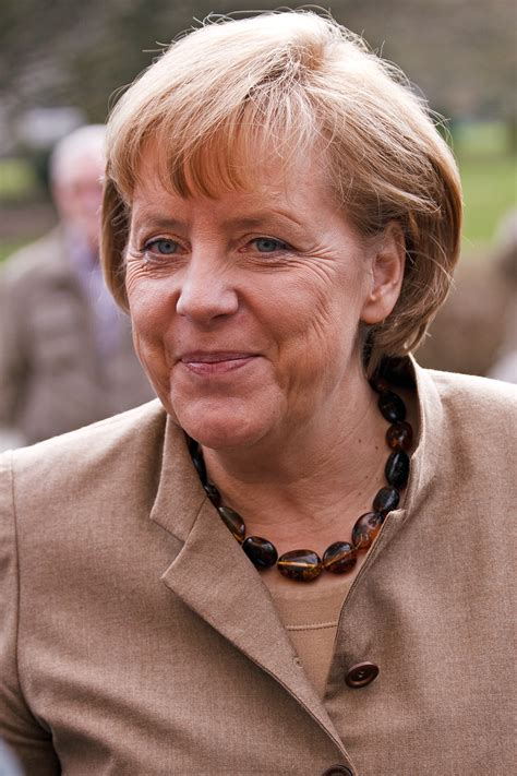 Einblicke in die arbeit der kanzlerin durch das objektiv der offiziellen fotografen. Bundeskanzlerin Angela Merkel (CDU) in Unna - Foto 9339