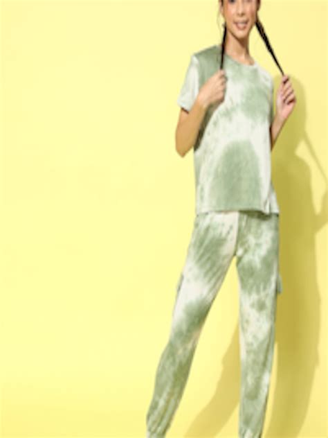 buy sweet dreams women green and white printed night suit night suits for women 21615422 myntra