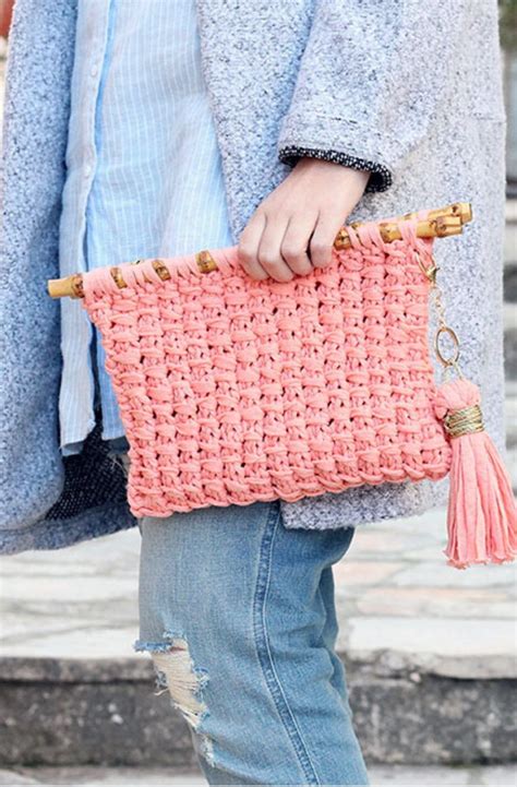 Carry your goodies in style with our range of bag knitting patterns. Clutch Bag Pattern | Clutch bag pattern, Bag pattern free ...