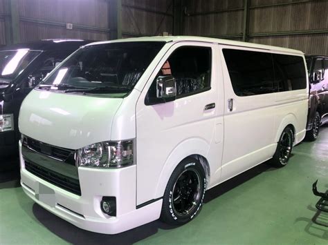 お客様オーダー外装カスタムのご紹介！新車ハイエースバン ダークプライムiiに 415コブラ × Rays でカスタムコンプリート！｜ハイエース