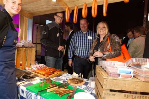 Последние твиты от renée gosschalk (@reneegosschalk). Aldi start verkoop van producten uit de regio