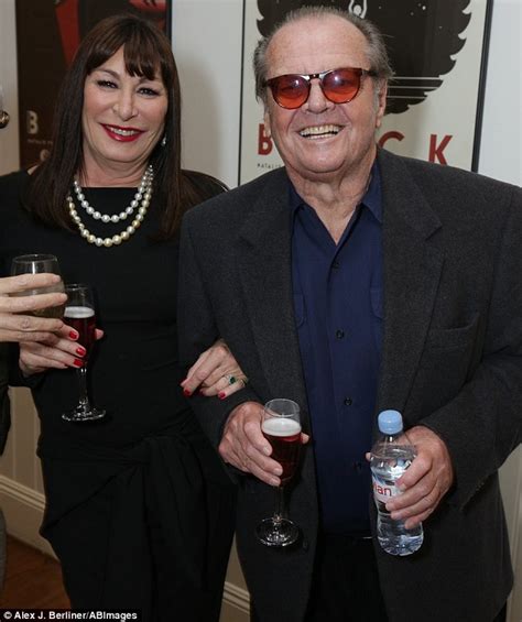 Jack Nicholson Supports Ex Long Term Partner Anjelica Huston At The
