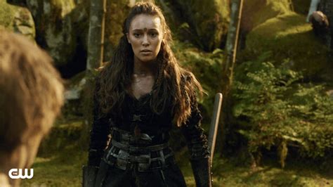 The 100 Recap 33 Fealty Page 3 Of 5 Afterellen