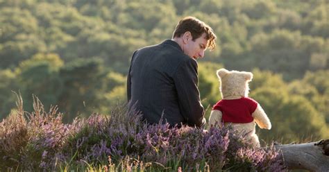 Disneys Christopher Robin Is An Emotional Winnie The Pooh Tribute