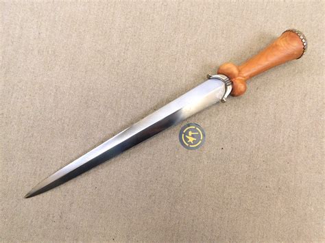 Buy Accurate Medieval Swords Daggers And Crossbows Tods Workshop