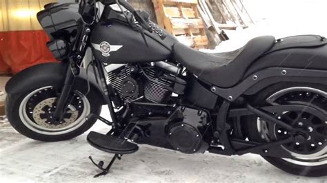 Its kerb weight will get you thinking a whole day as to how to handle the beast. 2012 Harley Davidson Fatboy Lo - YouTube